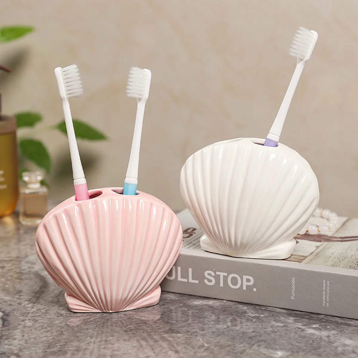 Pink Shell Toothbrush Holder. Household Washbasin Toothbrush Rack. Ceramic Handicrafts. Bathroom Toothbrush Storage