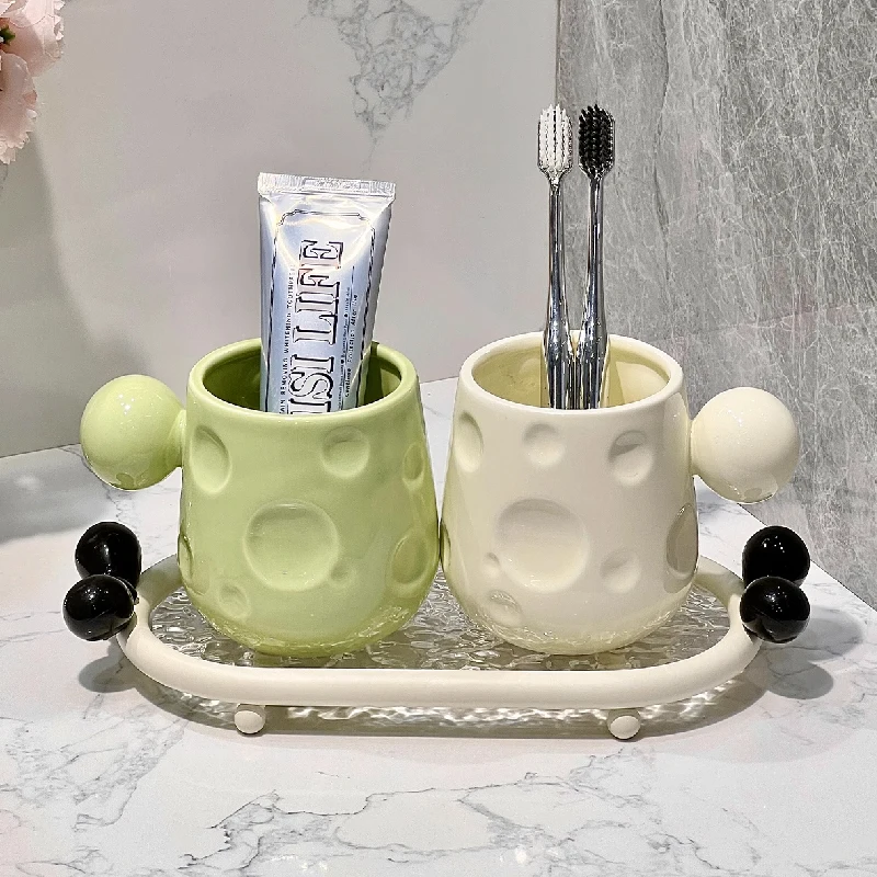 Bathroom Supplies Ceramic Mug Ceramic Cheese-shaped Toothbrush Cup Upscale Wash Cup Shelf Decoration Bathroom Accessories