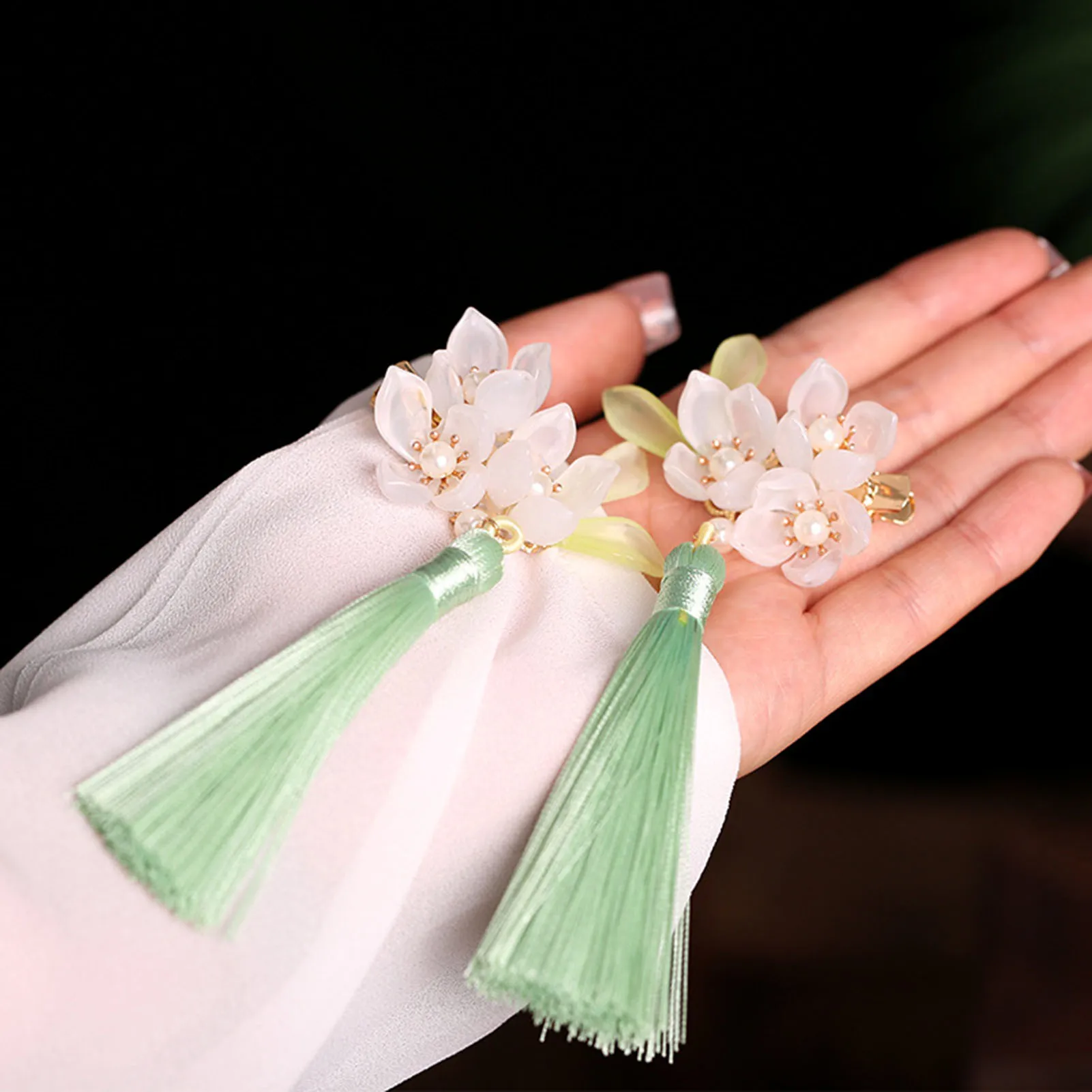Flower Hair Clips Vintage Tassel Flower Hairpin For Girl Chinese Han Costume Hair Accessories 2024 New Classic Barrettes Jewelry