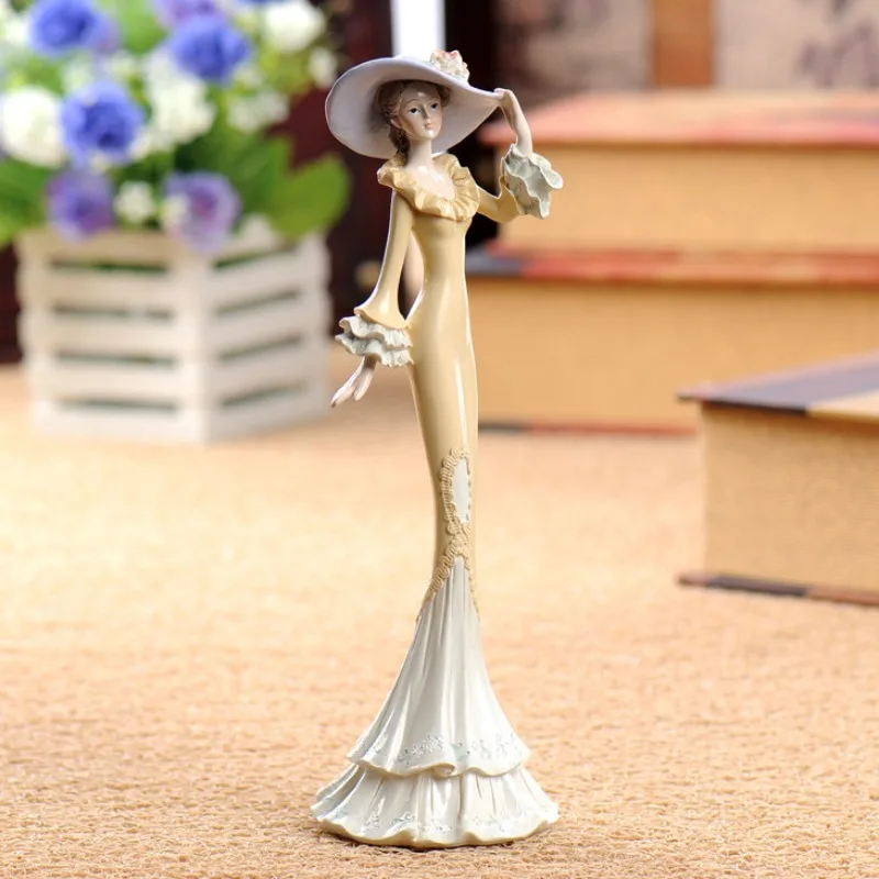 Europäische Harz-Dekofigur für Zuhause, kreatives Wohnzimmer-Ornament, Victoria-Mädchen-Figur, Geschenk