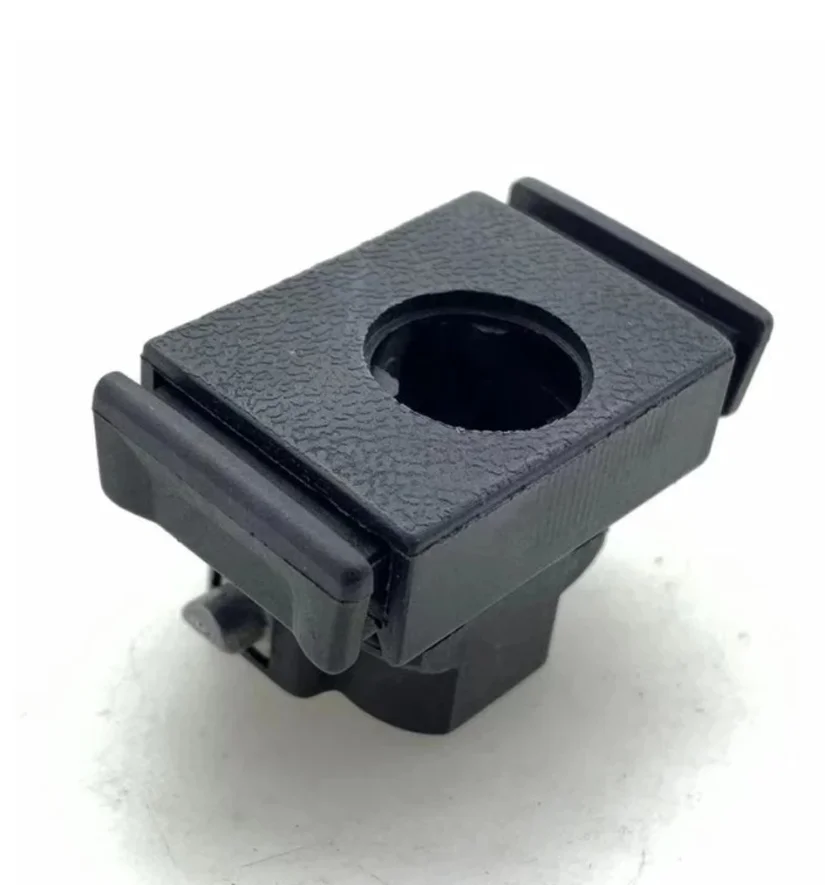Key Core Fit For Santana 3000 Zhijun Car Glove Compartment Storage Copilot Front Lock Cylinder with A Key Lock Shell 1pc