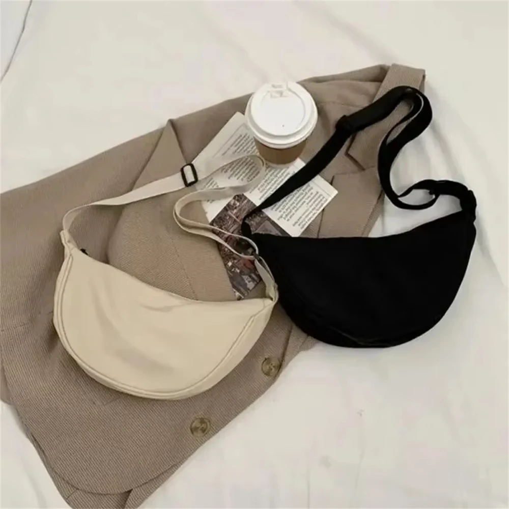 2025 novas bolsas de ombro femininas cor sólida náilon bolinho saco do mensageiro na moda leve grande capacidade axilas saco