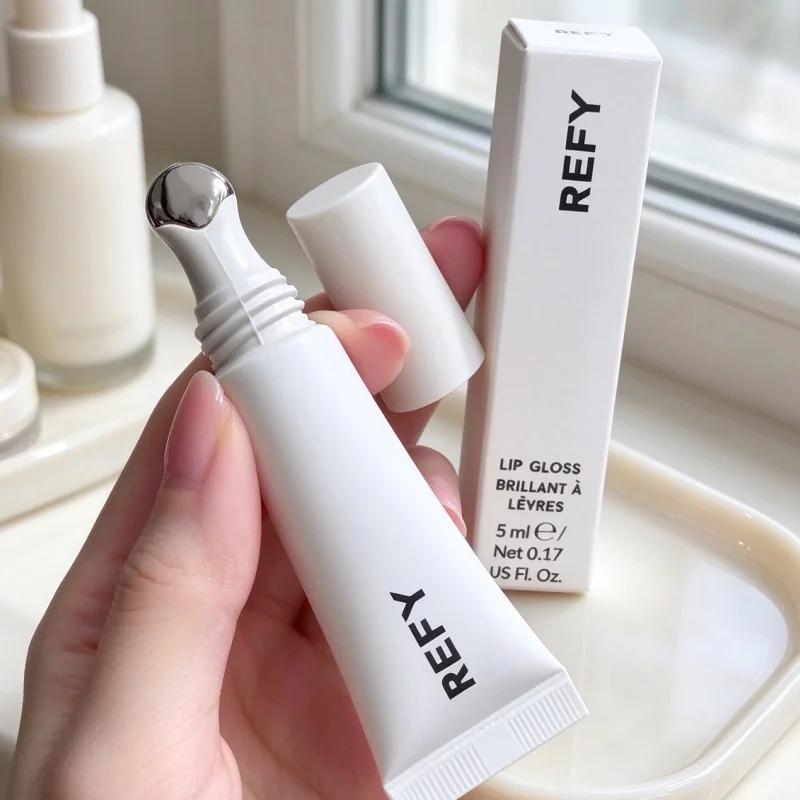 Popular REFY Lipstick with High Gloss Mirror Finish Moisturizing and Non Sticky Nourishing Lips Sheer Lip Gloss Cosmetics