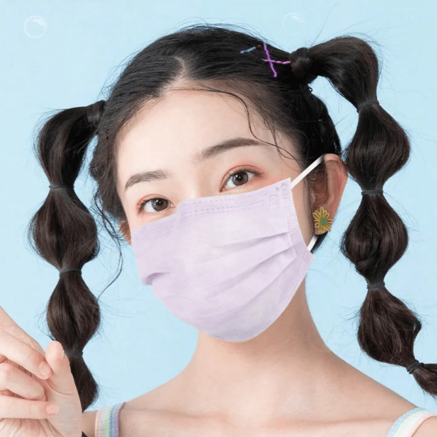 

Трехслойная защитная дышащая маска, пятицветный дизайн (случайный выбор), ветрозащитная, портативная, для использования на улице, в индивидуальной упаковке.