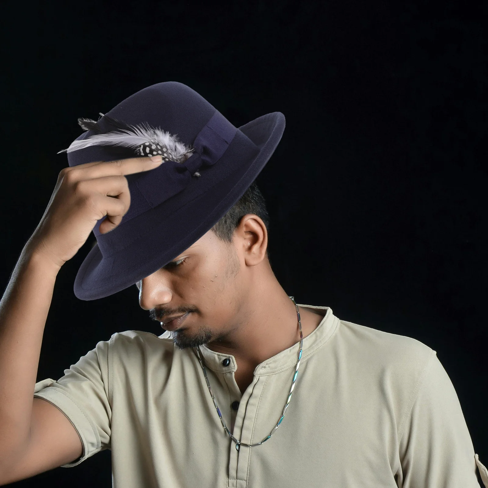 

Men Fedora Hat Vintage Short Brim Felt Hat Fake Decoration Classic Jazz Cap for Suit Casual Wear Mens Fedora Hats