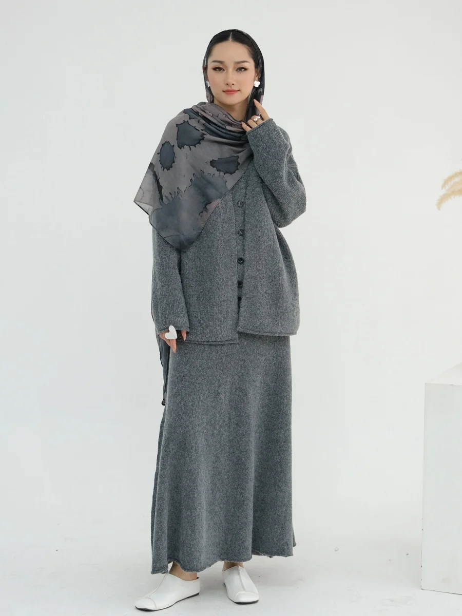 Femmes musulmanes dubaï Abayas Robe modeste hiver épais tricoté ensemble couleur unie trois pièces ensemble Islam Robe Femme caftan ensemble de vêtements