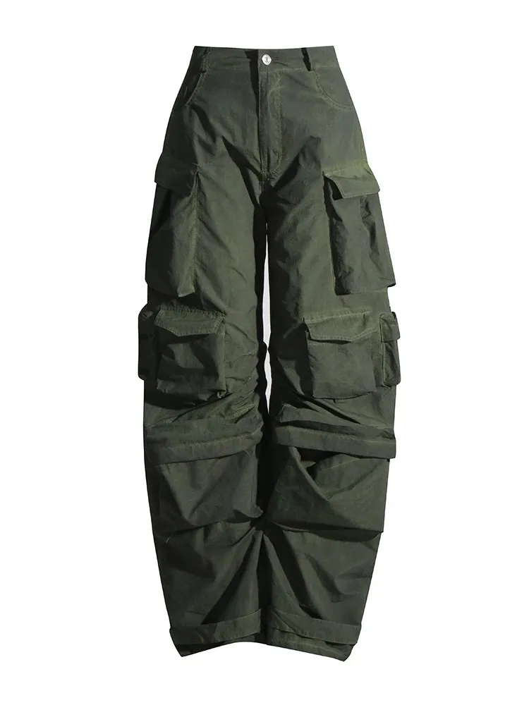 Bolsillos de retazos de estilo TWOTWINSTYLE, pantalones de carga casuales para mujer, botones de cintura alta empalmados, pantalones de pierna ancha