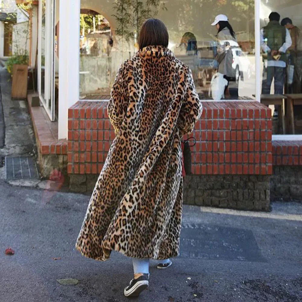 2024 Fashion Super-longResemble Fur Leopard Temperament Coat, Autumn And Winter New Loose Thin Warm And Comfortable Coat Female