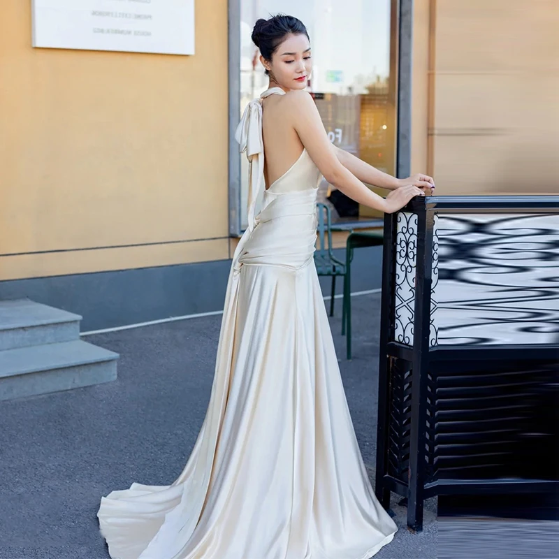 Vestido de novia de satén sin mangas con cuello Halter, elegante vestido de novia de estilo coreano con espalda descubierta