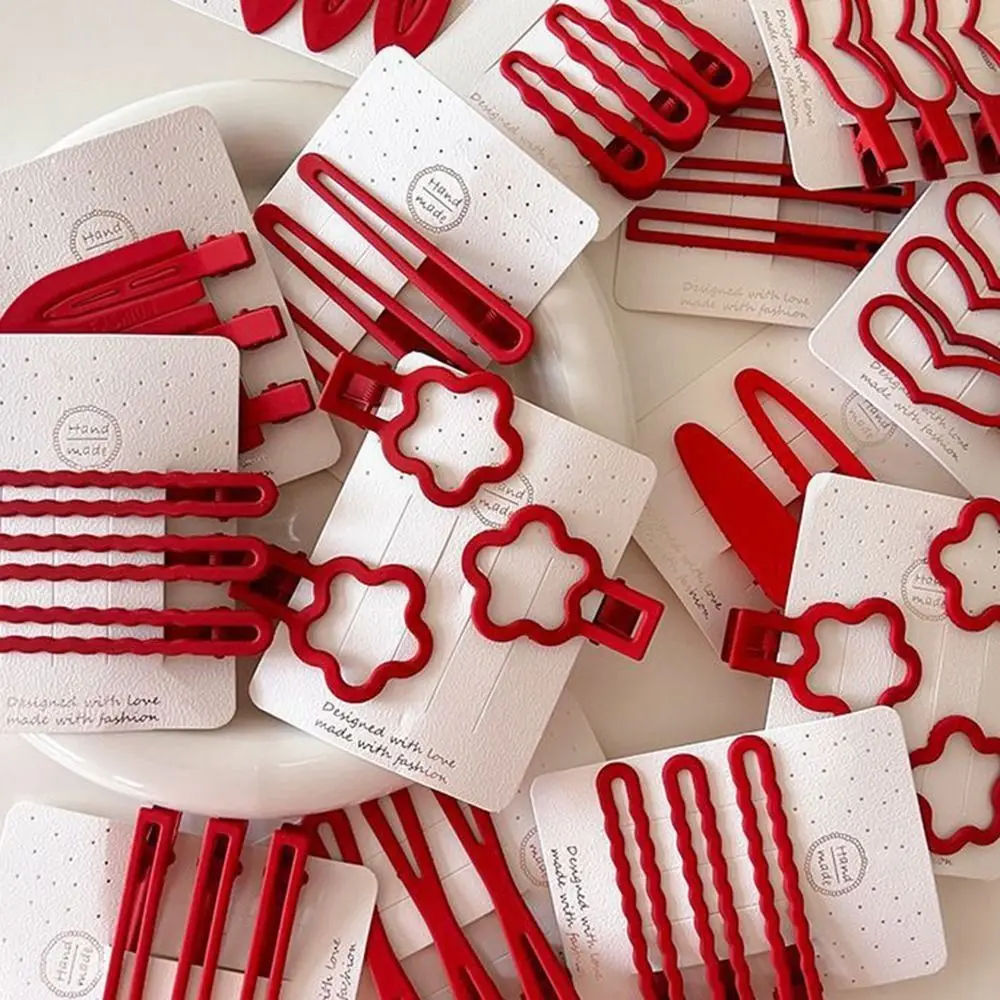 

Новогодний головной убор, новогодняя красная заколка для волос, красная заколка для волос в китайском стиле, аксессуары для волос, головной убор, красная заколка со стразами