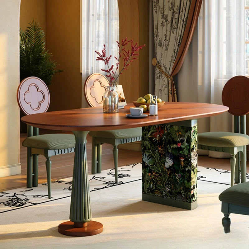 

Solid wood dining table French retro high-end small apartment living room dining table antique oval dining table