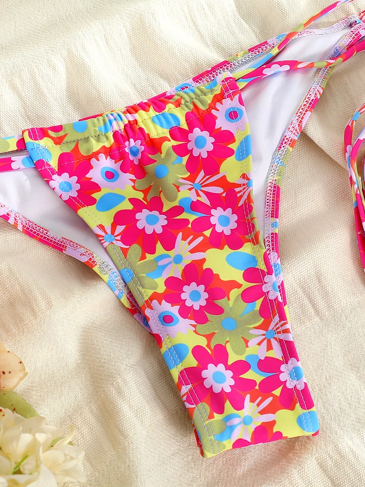 Trójkątne stringi bikini strój kąpielowy kobiety drukuj stroje kąpielowe bandażowe kostiumy kąpielowe kwiatowy Biquini brazylijski strój kąpielowy