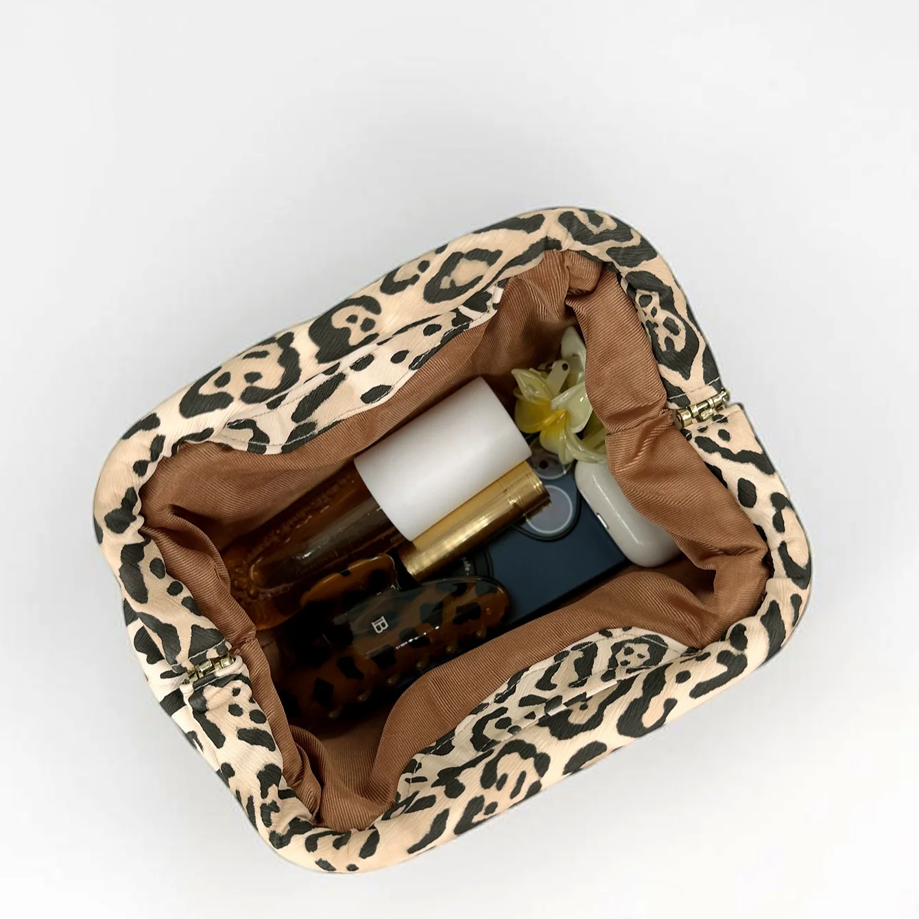 Leopard Print Handbag Pleated Soft Leather Small And Versatile Perfect For Evening Events