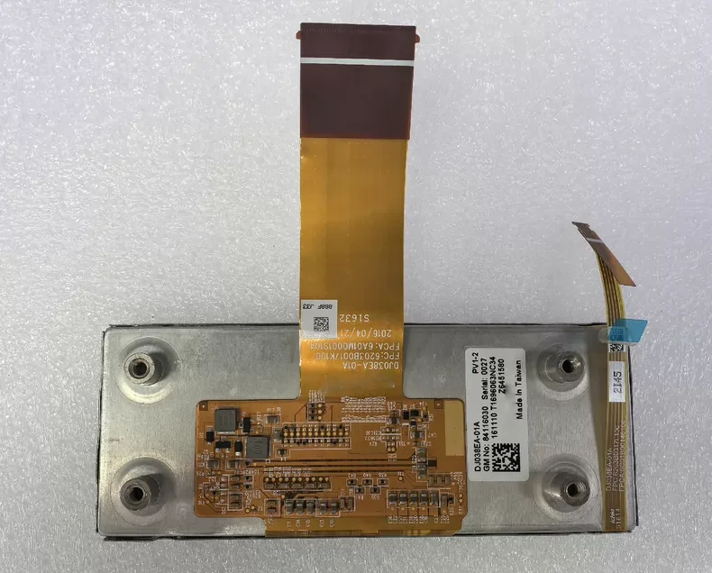 display-a-cristalli-liquidi-dj038ea-01a-da-38-pollici