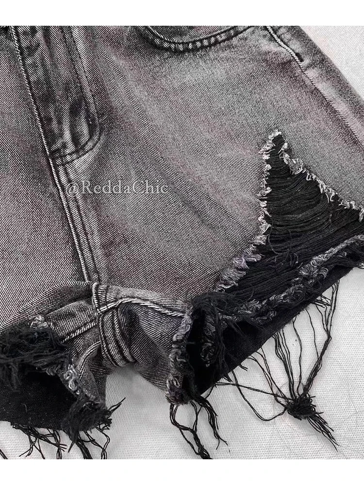 REDDACHiC 2000년대 디스트레스드 여성 데님 반바지 Destroyed Black Frayed 하이 웨이스트 짧은 바지 트렌디 여름 펑크 그런지 streetwear
