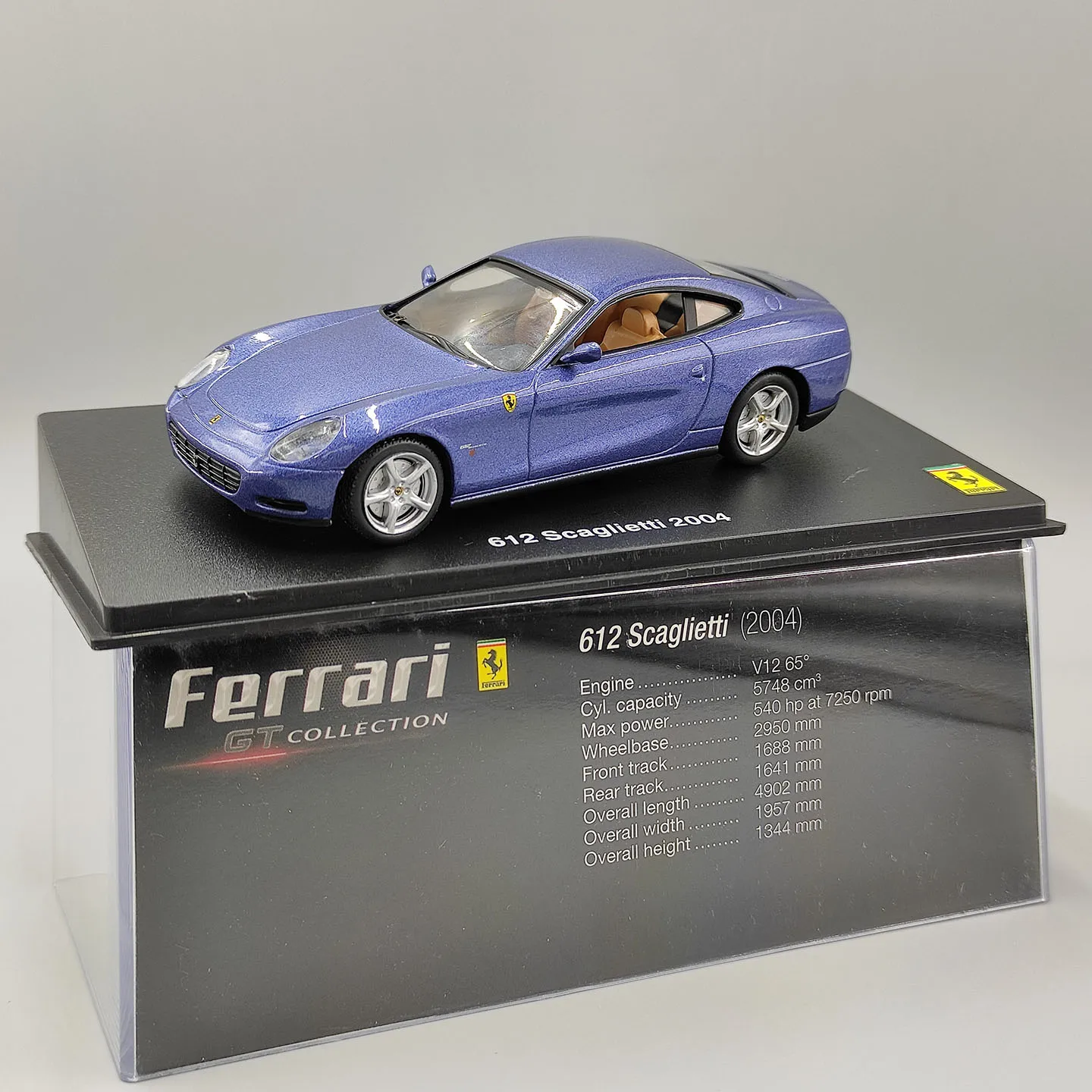 modele-de-voiture-en-alliage-diecast-ixo-1-43-echelle-612-bleu-2004