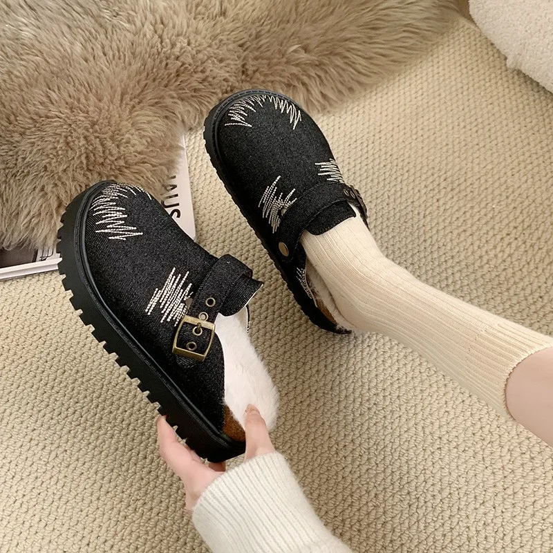 Black Velvet Womens Slippers with Non-slip and Wear Resistant Belt Buckle Mid-heel Close Toe 2024 New Winter PU Cotton Slippers