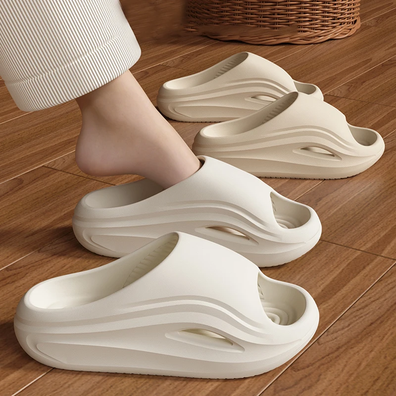 Summer Thick Sole Slippers For Men Women EVA Soft Bottom Indoor Home Slides Sandals Light Beach Shoes Men's Slippers Flip Flops