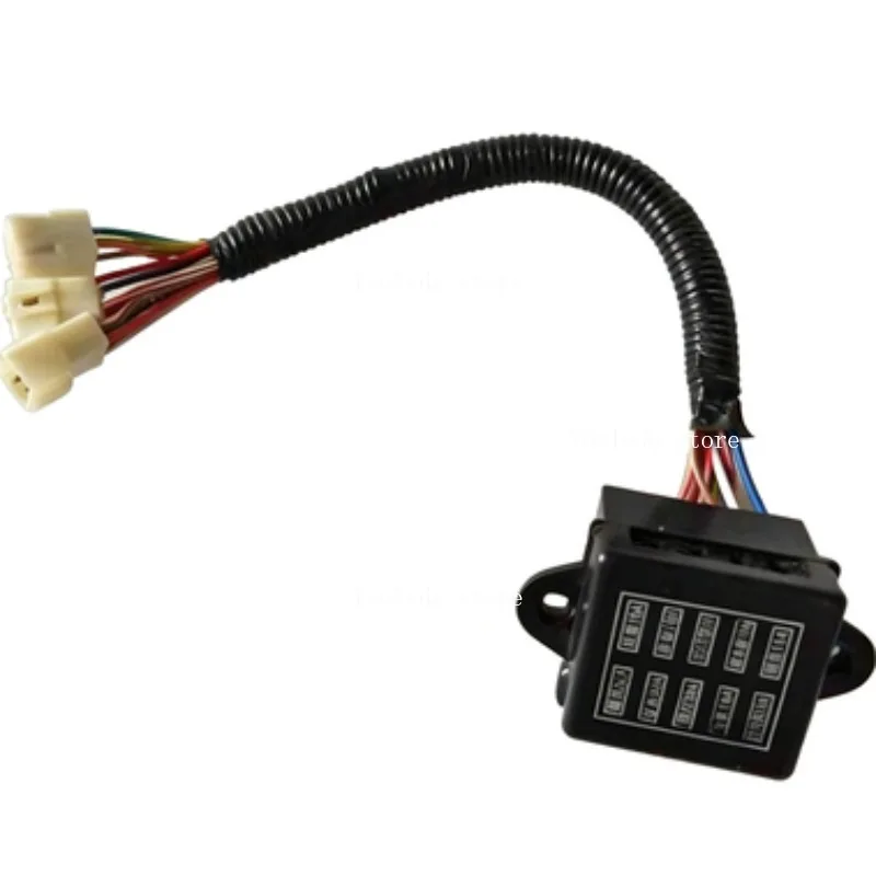 Suitable for 5-754/5-804/5-854 tractor 4/4/6 central electrical box agricultural machinery parts