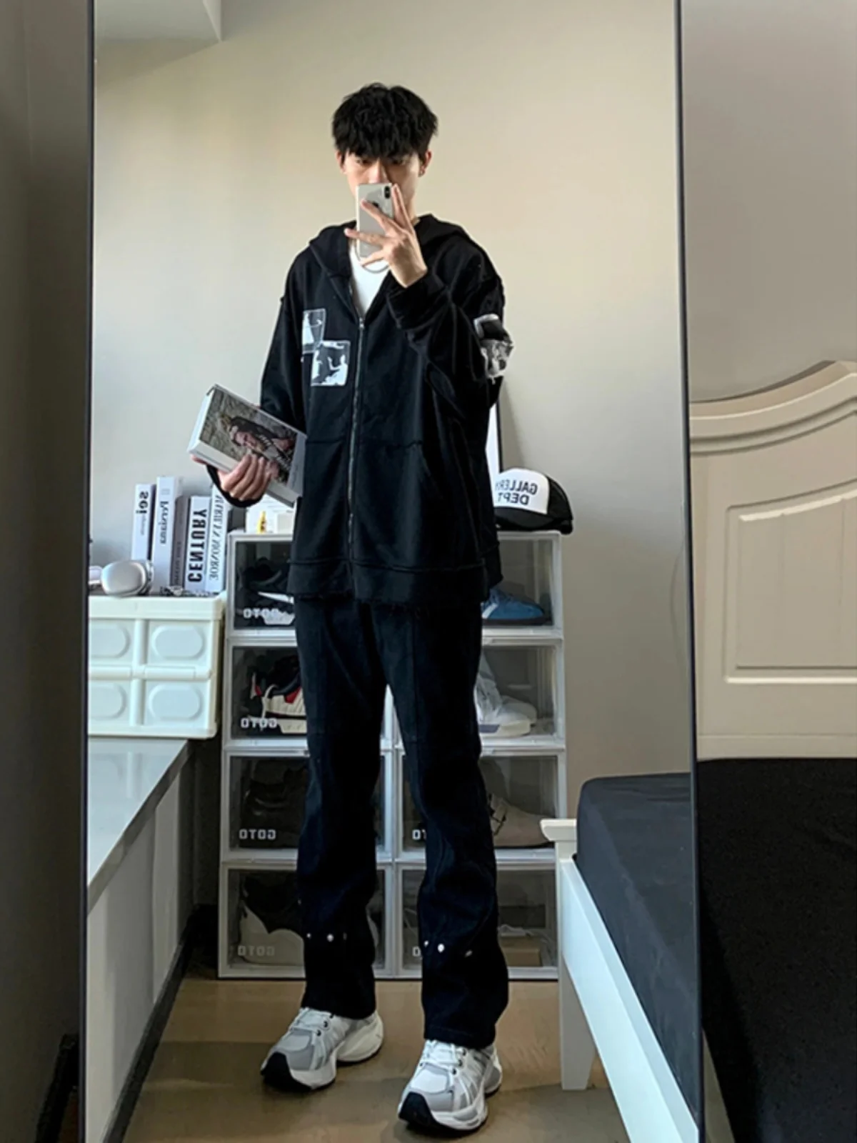 

American Style Rivet Design Men's Jeans Trendy High Street Workwear Denim 2024 New Small Market Logging Pants