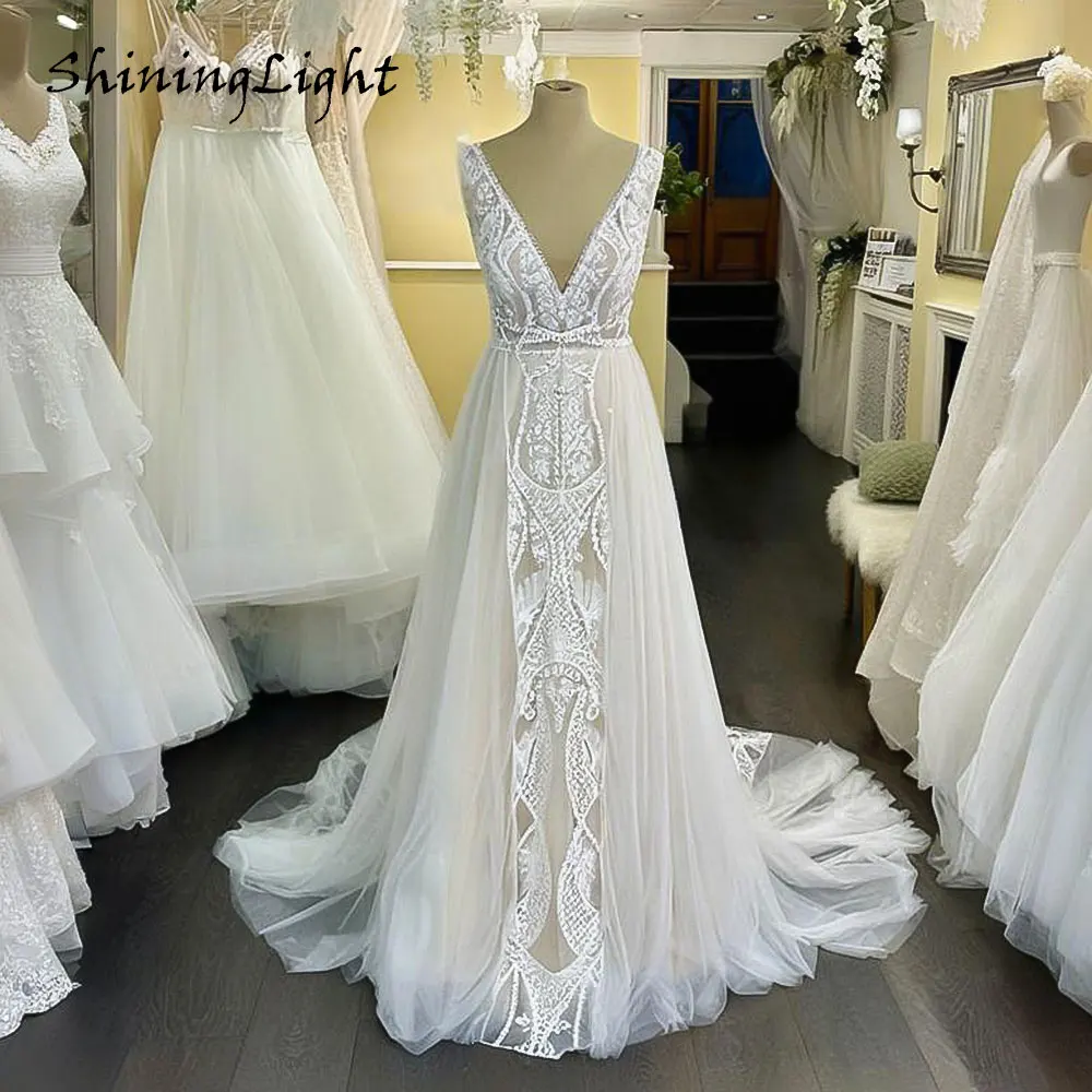 

ShiningLight Ivory A Line Lace Wedding Dress V Neck Sleeveless Open Back trouwjurk Chic Boho Women Boho Bridal Gown Customized