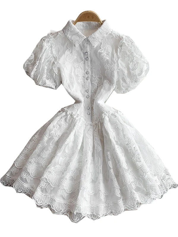 Saia Branca Princesa Fena com Bordado Pesado, Vestido com Mangas de Bolha em Tule, Cintura Ajustada, Saia em Camadas Esti...