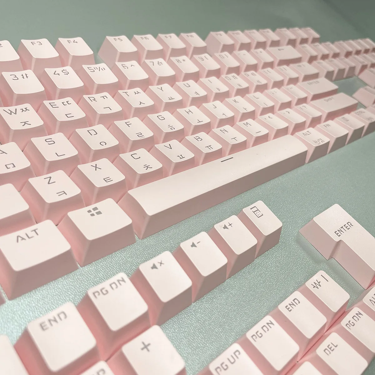 Korean Keycaps Set for Mechanical Keyboard Transparent Black White Key Cap Set for Mechanical Keyboards 68 75 80 95 108 view 5