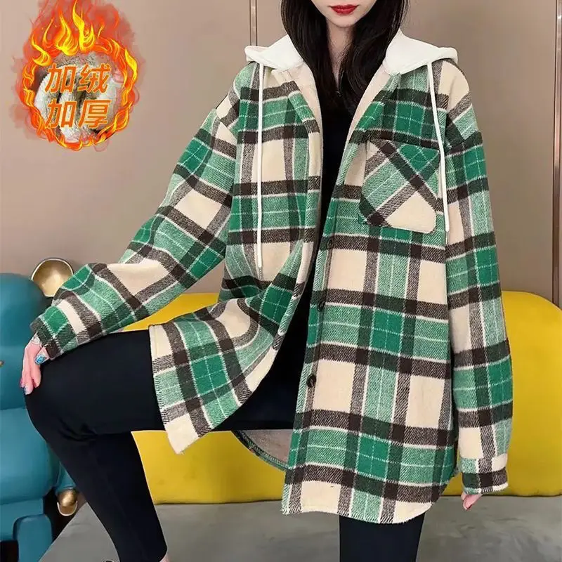 

Women's Thickened Hooded Plaid Shirt Autumn and Winter Loose Warm Design Loose Jacket