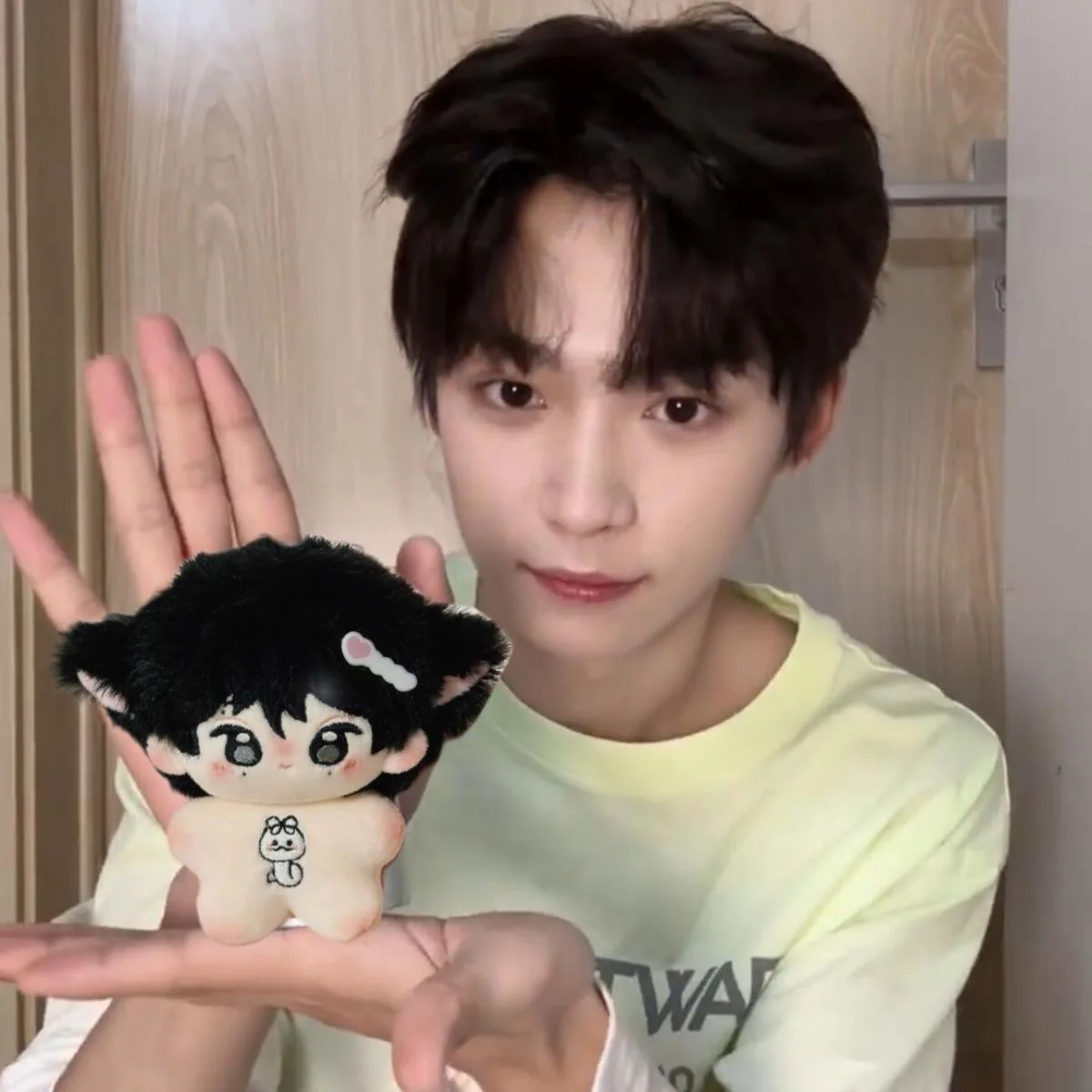 عكس الحب Ziyu Tian Xuning تأثيري سمة جديد أنيمي 10 سنتيمتر القطن دمية المحيطة مروحة دمية قلادة