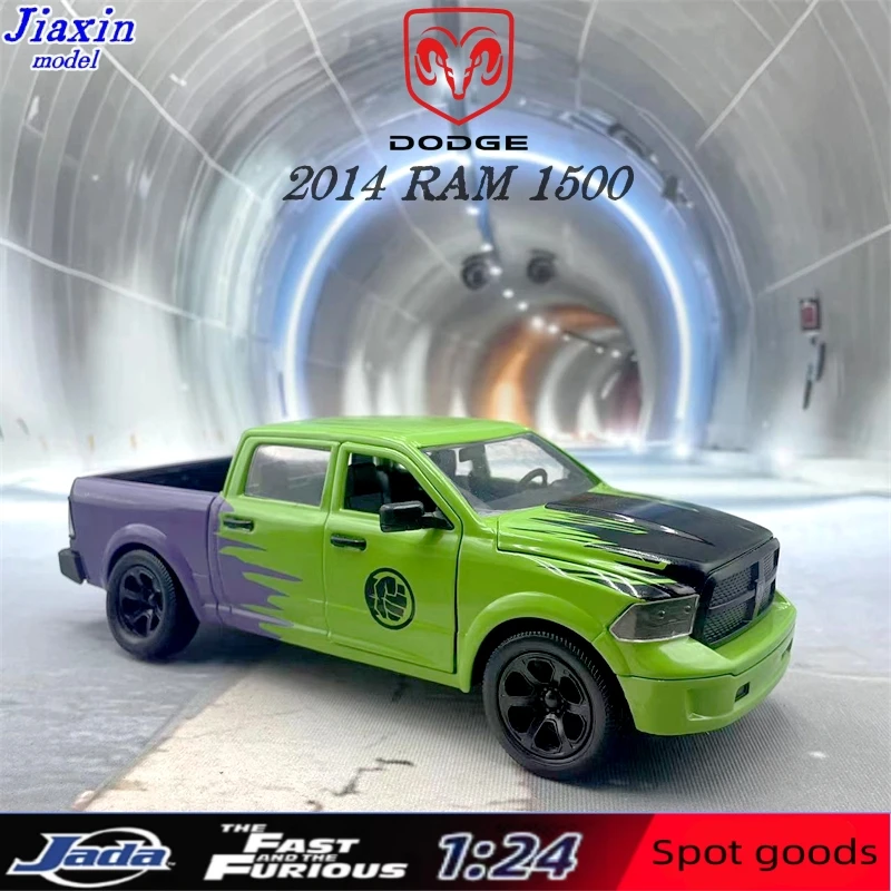 Jada Dodge 1/24 HULK Pickup Model HULK 2014 RAM 1500 Alloy model Collection Presents for children