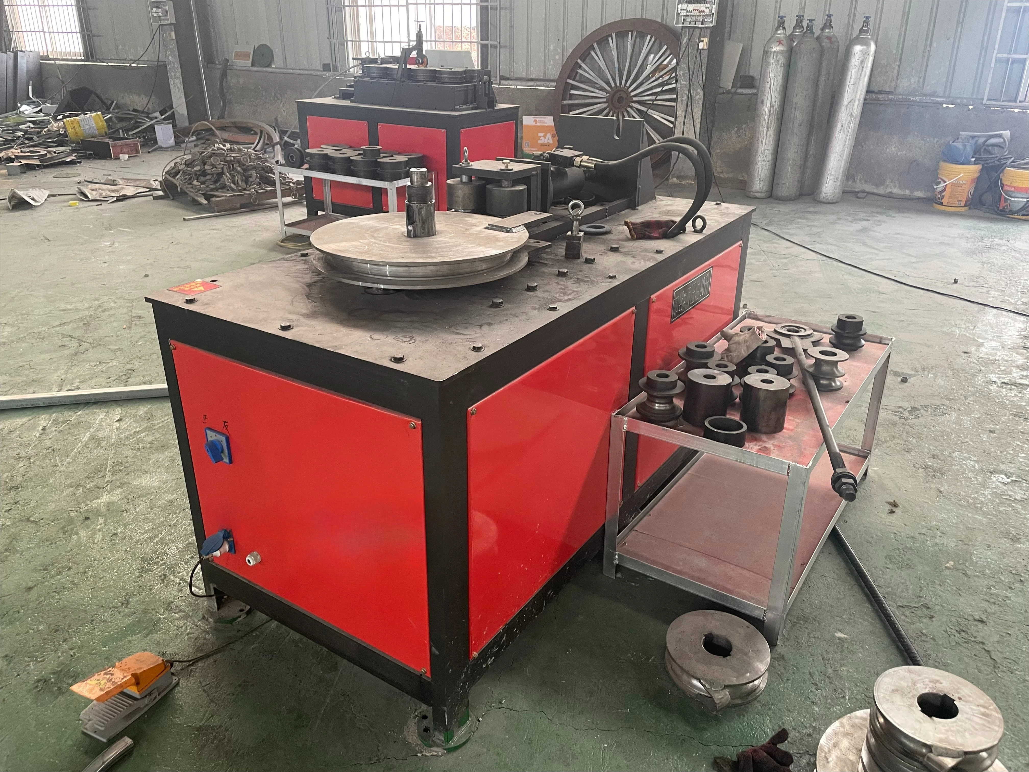 Semi Auto Pipe Bender With Foot Switch Operation Low Vibration Hydraulic Station for Ordinary Pipe Mass Bending Production