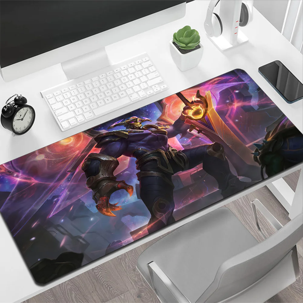 League of Legends Aatrox Large Mouse Pad Gaming Mouse Pad PC Gamer Computer Mouse Mat Big Mousepad XXL Carpet Keyboard Desk Mat