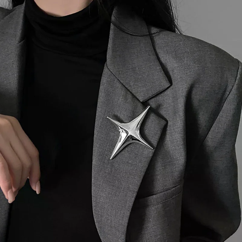 Spille Spille di perle a forma di cuore Vari accessori per abiti Spille commemorative