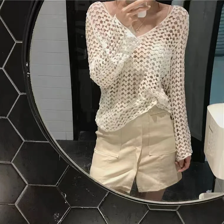 Sheer Crochet Top Long Sleeve Heart Embroidery Openwork Knitted Blouse Pullovers Women Summer Boho Vacation Beach Outfit