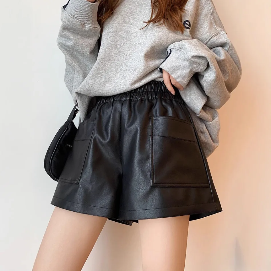 Herbst-Winter Koreanische Lose High-Street Schwarze Sexy Damen-Shorts mit Hoher Taille, Schnürung und Weitem Bein aus Leder – Detail 5