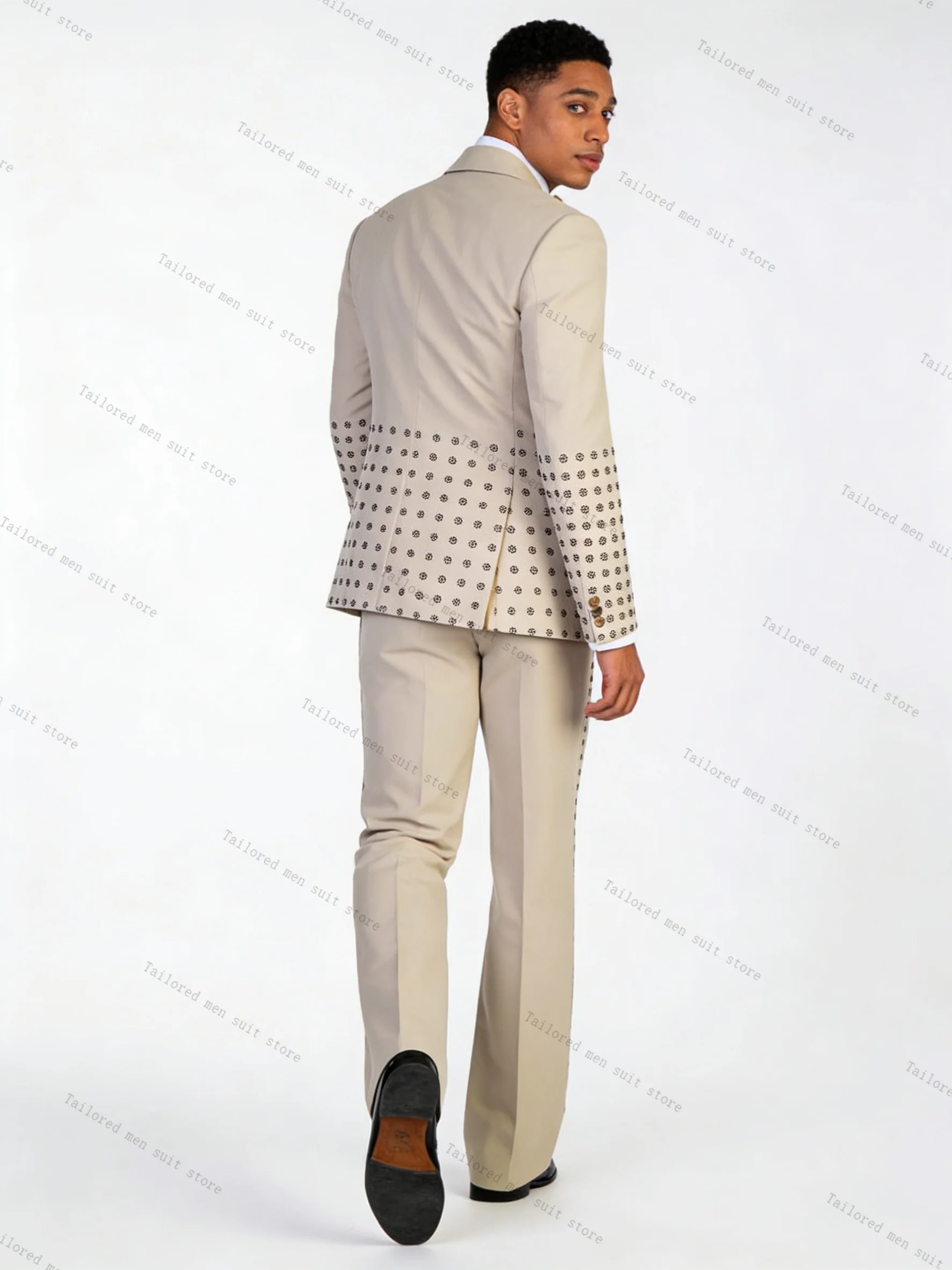 

Beige Luxury Men Suits Pants Set 3 Pcs Blazer+Vest+Trousers Groom Wedding Tuxedos Jacket Formal Office Business Coat Outfit