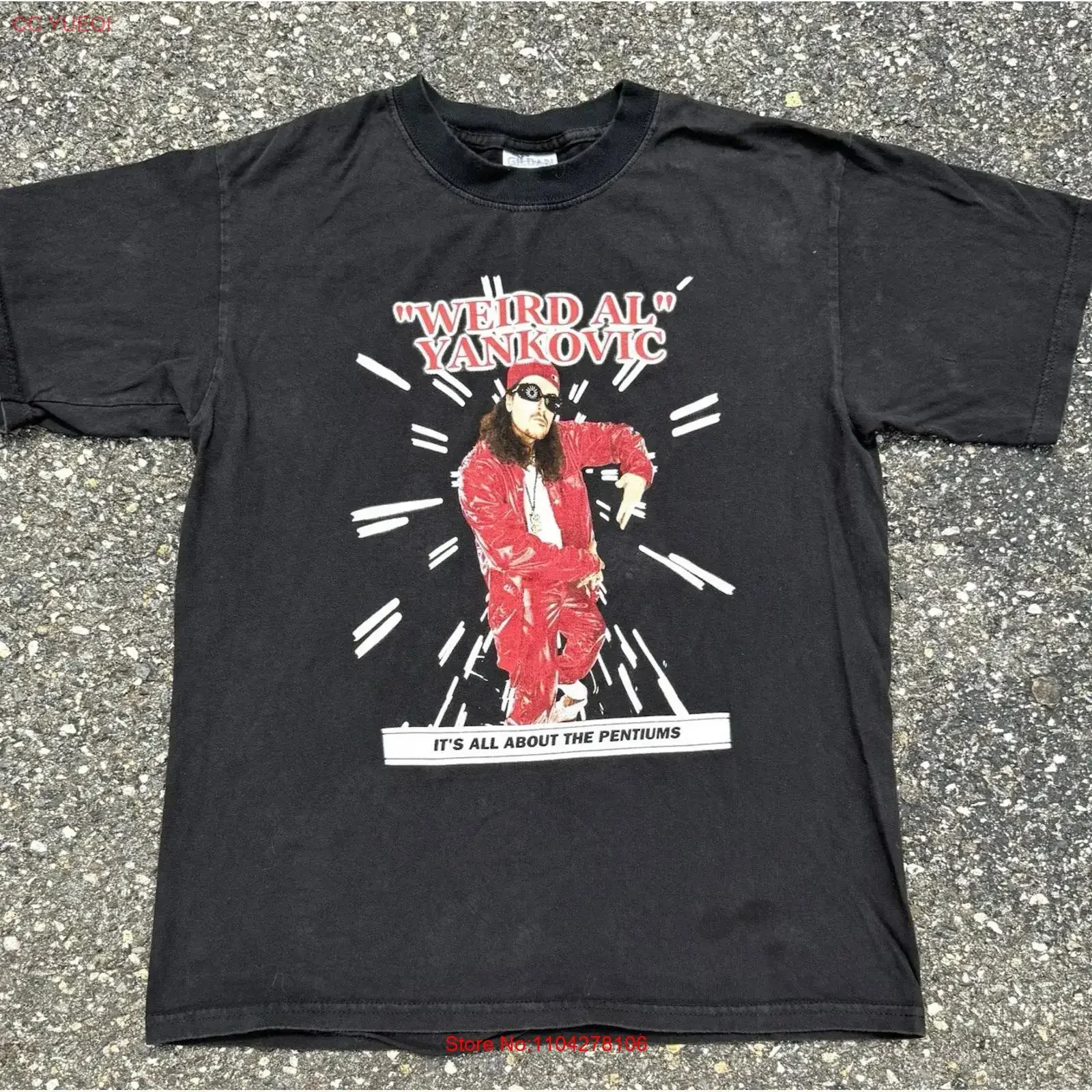 Camiseta Vintage de la Gira de la Banda de los 90s de Weird Al Yankovic, Talla M, Negra, Vintage, Lavada, Ligeramente Elástica, 1999