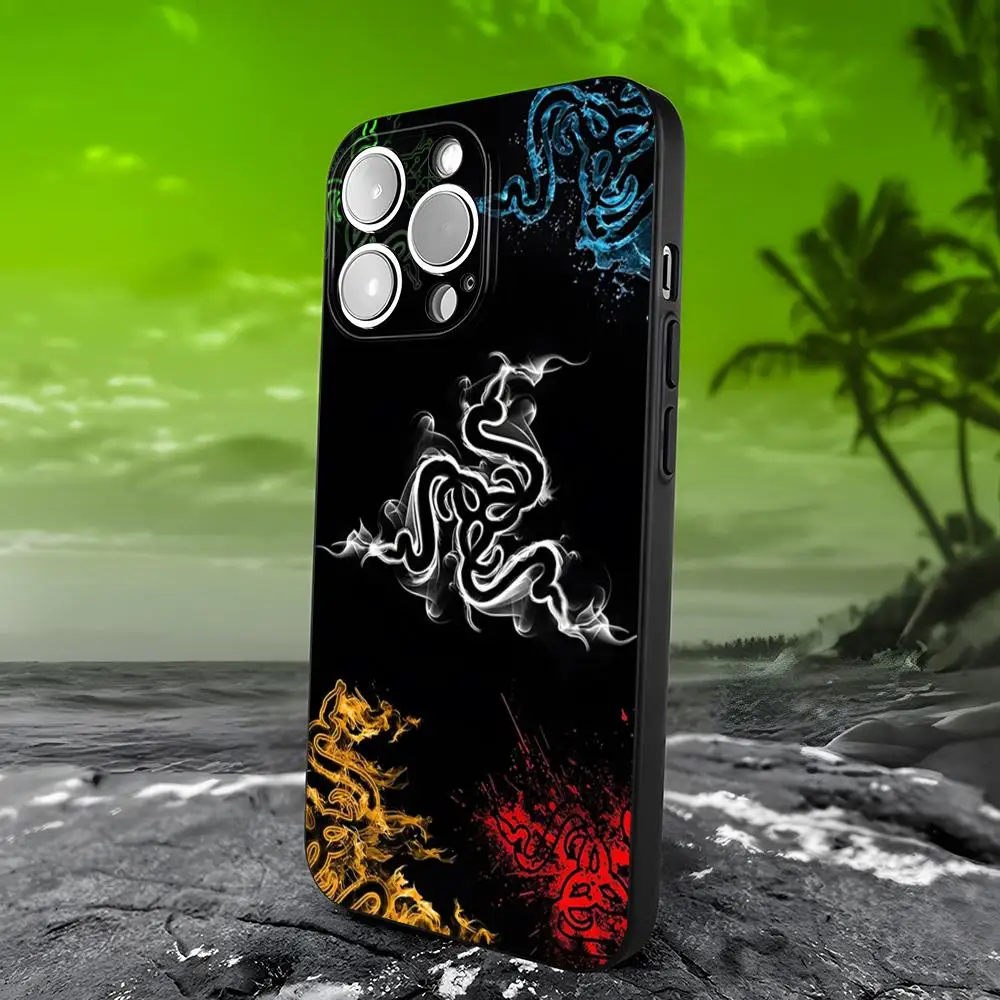 Gaming Peripherals Razer Phone Case for iPhone 15 13 Pro Max 14 Mini 12 11 Xr X Xs 6s 6 8 7 Plus Luxury Back Cover