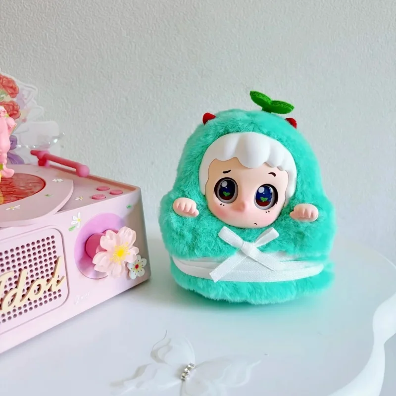 ตุ๊กตาไวนิลน่ารักแท้ๆ แบบกล่องสุ่ม ของตกแต่งกระเป๋าธีมฮาโลวีน ของเล่นปริศนา ของเล่นสุดฮิตจากซีรีส์สตรีท ของขวัญสุดเทรนดี้