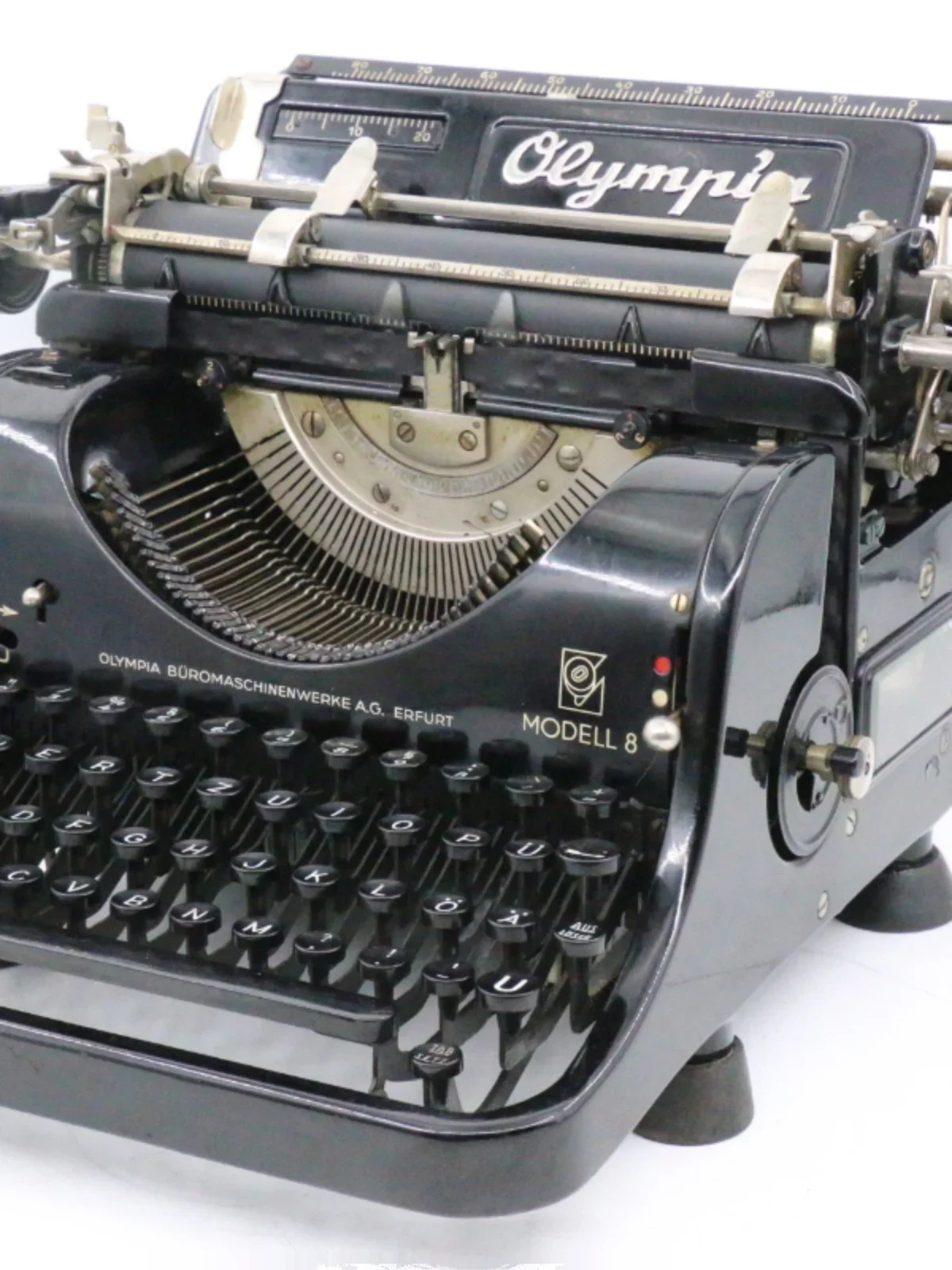 Antique retro mechanical desktop typewriter Olympia Hangzhou spot collection decoration