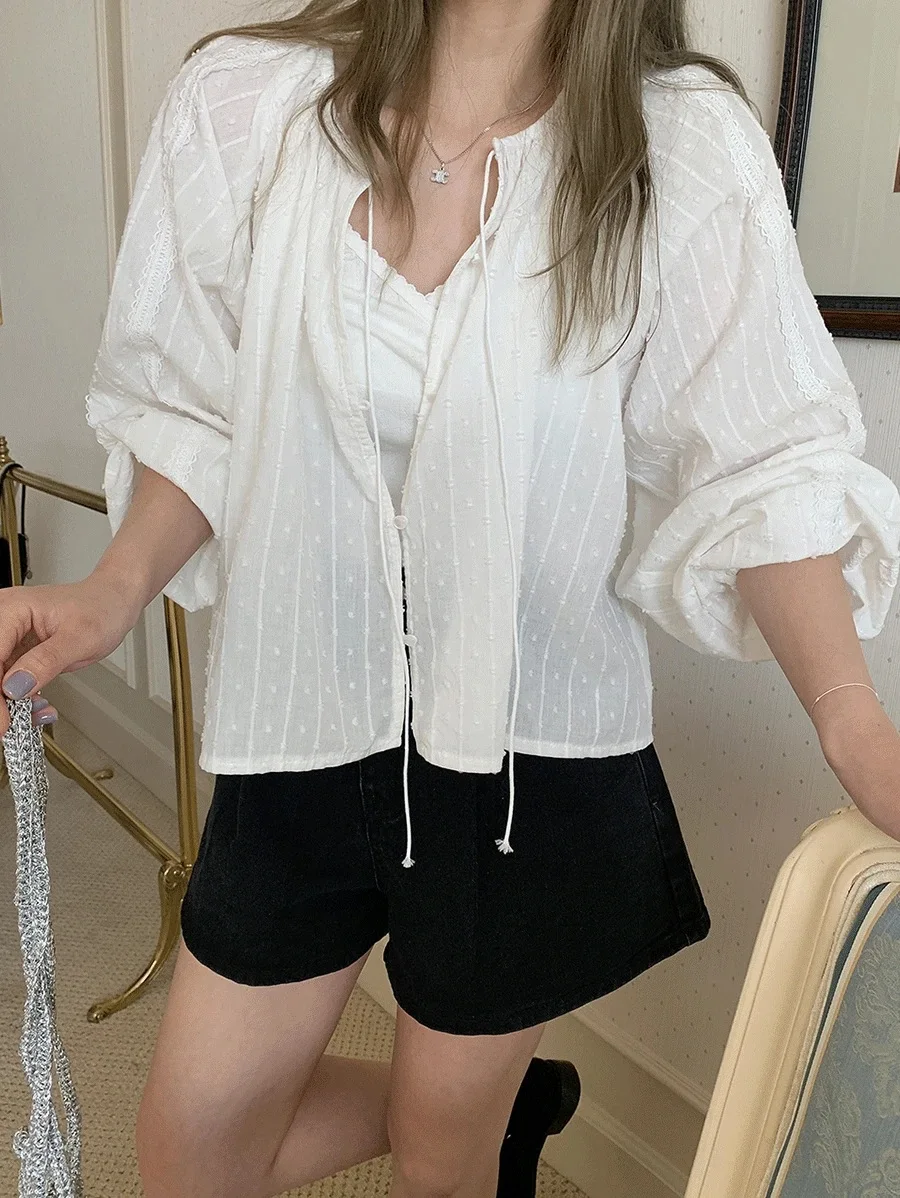 

Spring New Sle Korean Doll irt Women's Faionable Lace Trim Splice round Ne Bubble Sve Fre Sle Casual irt