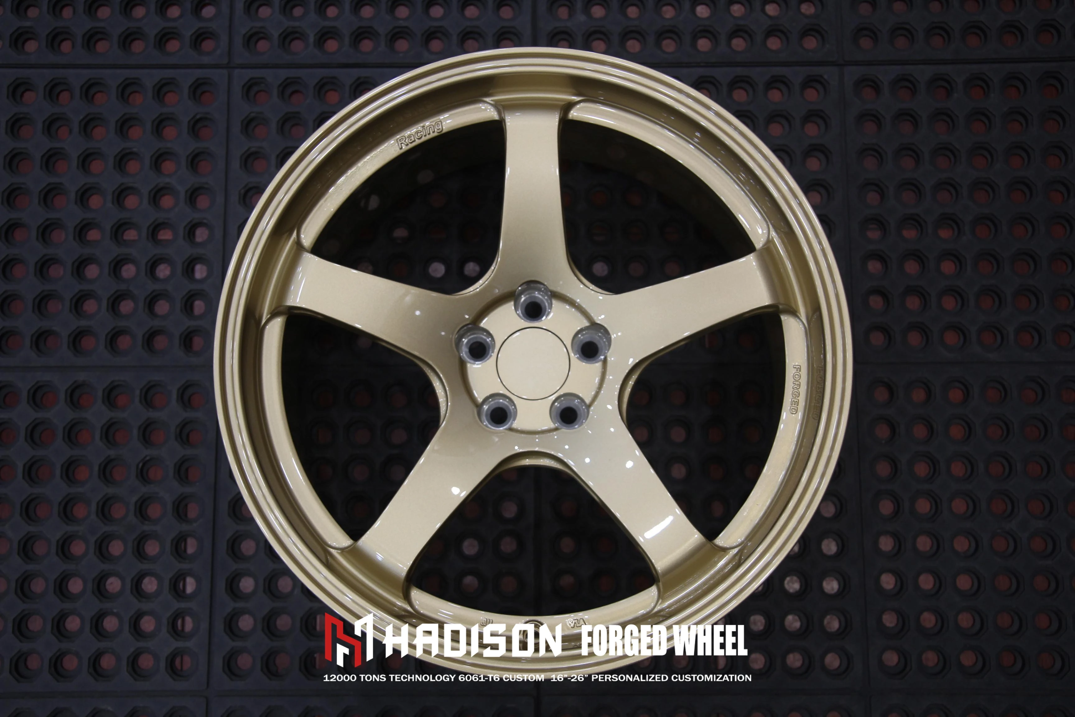 Rines Deportivos Monoblock 6061-T6 Forjados en su Totalidad, de 5 Brazos, 18, 19 y 20 Pulgadas, 5x114.3, 5x112, 5x120, Grabado Personalizado, Aptos para Autos Deportivos
