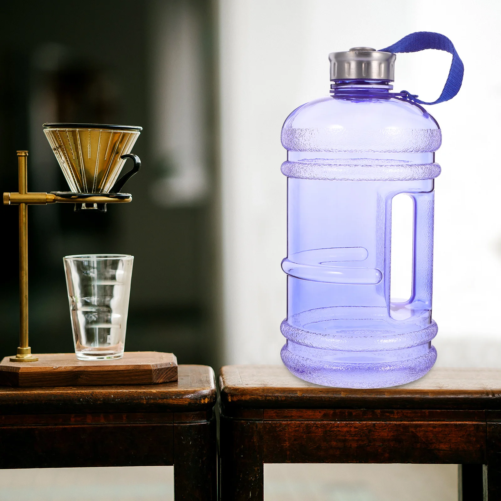 

2.2L Large Capacity Sports Water Bottle Leak Proof Plastic Drinking Water Container for Outdoor Gym Training Portable