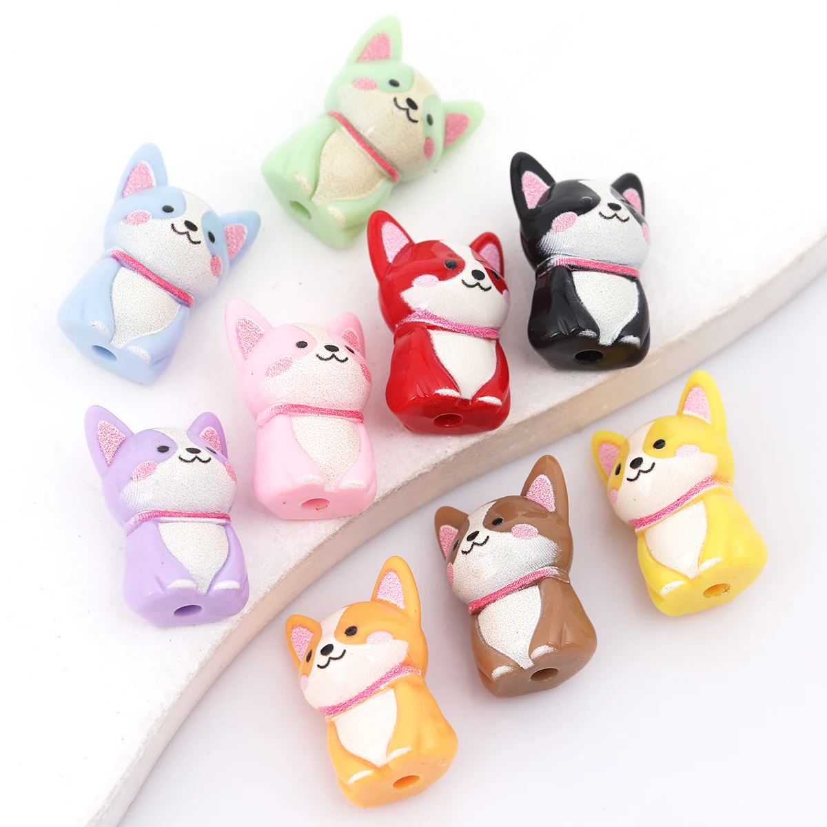 7pcs Random Color Cartoon Sitting Dog Acrylic Spacer Beads 1.5x2.3cm Handmade DIY Jewelry Making Accessories Necklace Bracelet