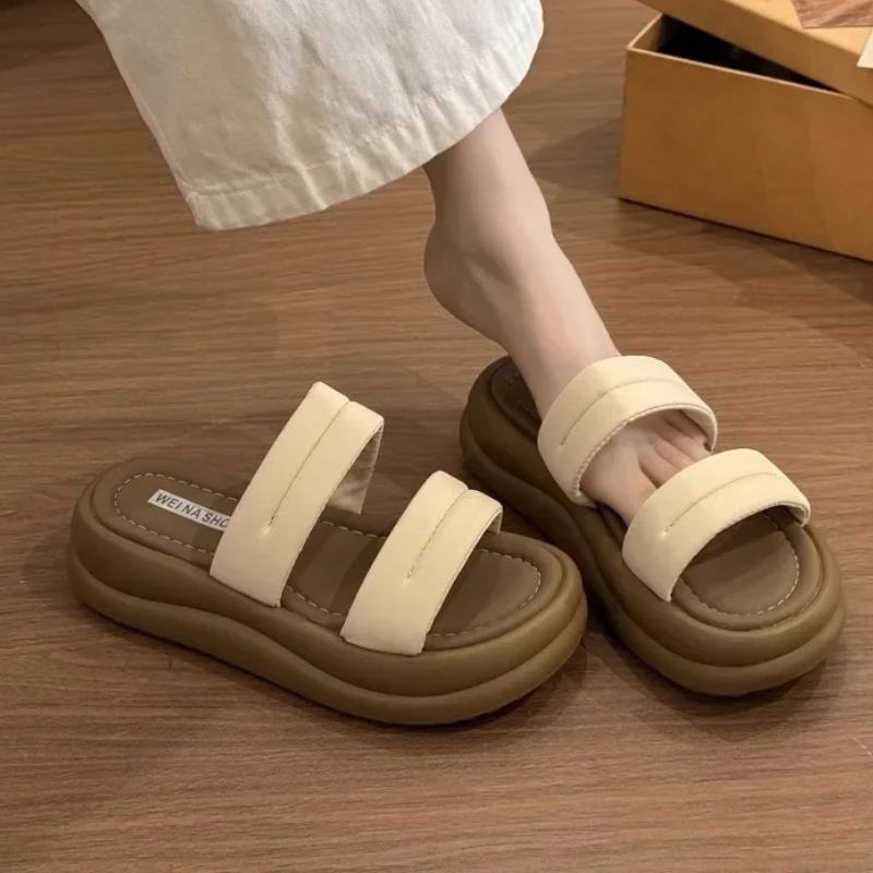 

Женские тапочки на плоской подошве на платформе, повседневные сандалии, модная летняя обувь, женские пляжные шлепанцы 2025 года, новые уютные шлепанцы Mujer Zapatillas