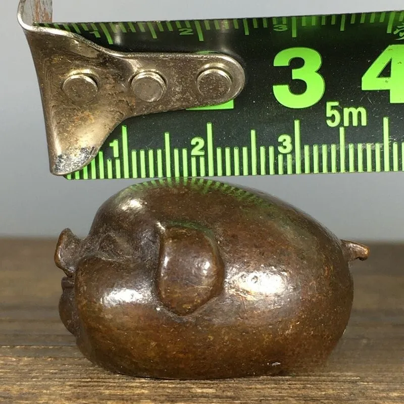 Retro imitation copper pulp solid zodiac pig ornament small copper ware rich and auspicious and lucky Nafu ornament tea pet