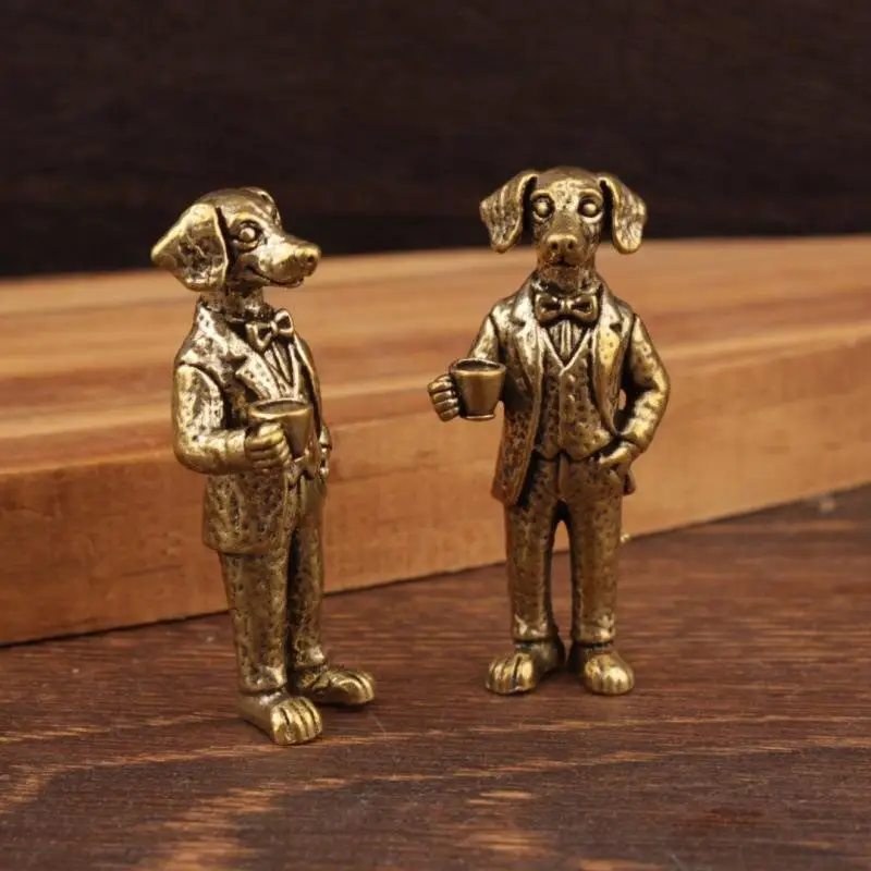 Handgefertigte Messingfigur eines Gentleman-Hundes mit charmantem Fliegenkragen, Teetrinkender Welpen-Statue für die Dekoration von Bücherregalen zu Hause, Kunsthandwerksgeschenk – Detail 5