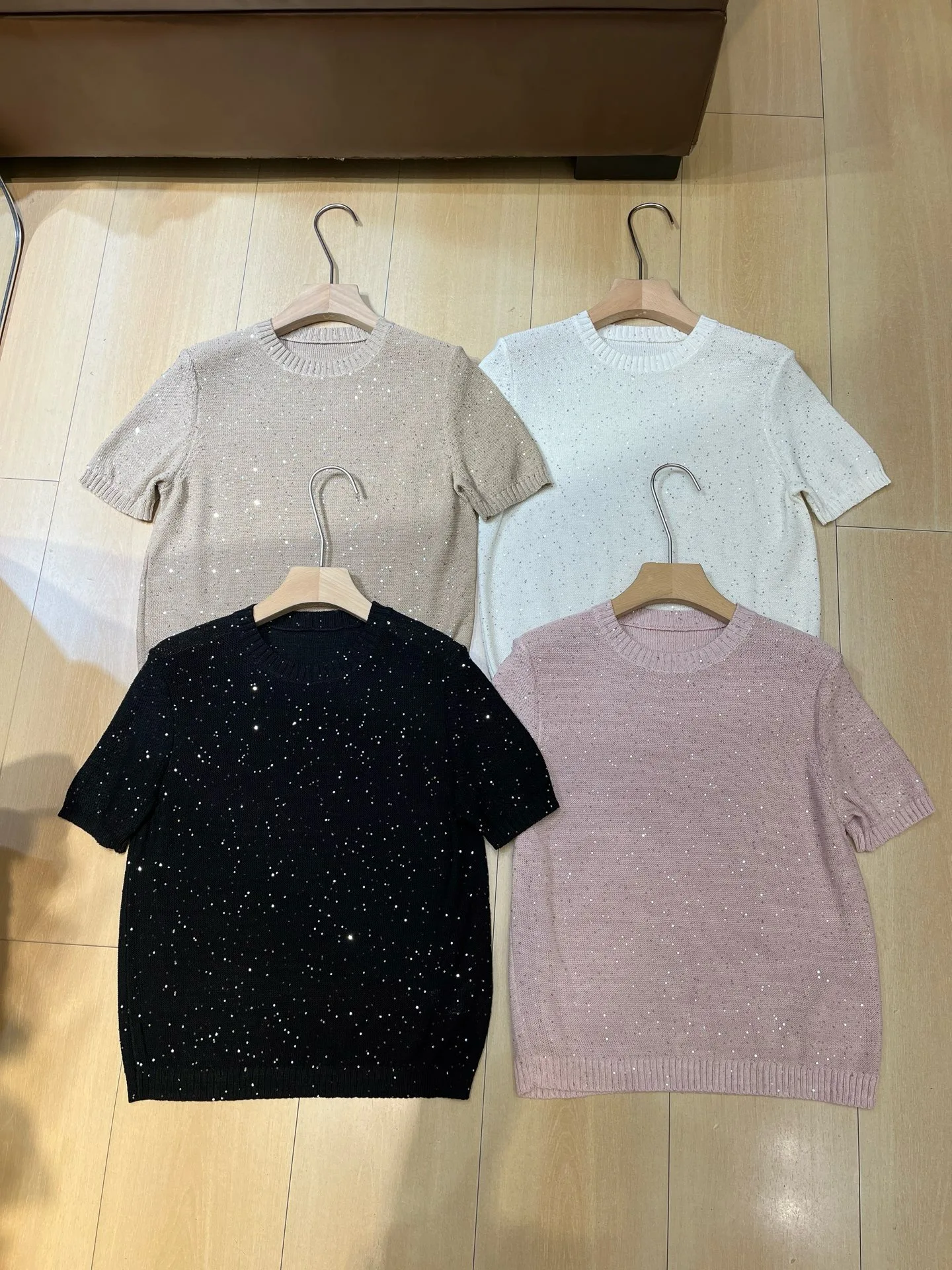 Lightweight Star Glitter Knit Top for Women, Crew Neck Short Sleeve Soft Shimmer Daily Basic Blouse