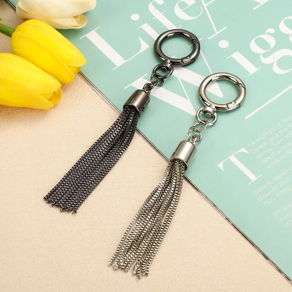 2024 Fashion Metal Decoration Buckle Tassel Pendant Keychain for Handbag Bag Purse Hardware Accessories DIY Crafts Decor Tassel