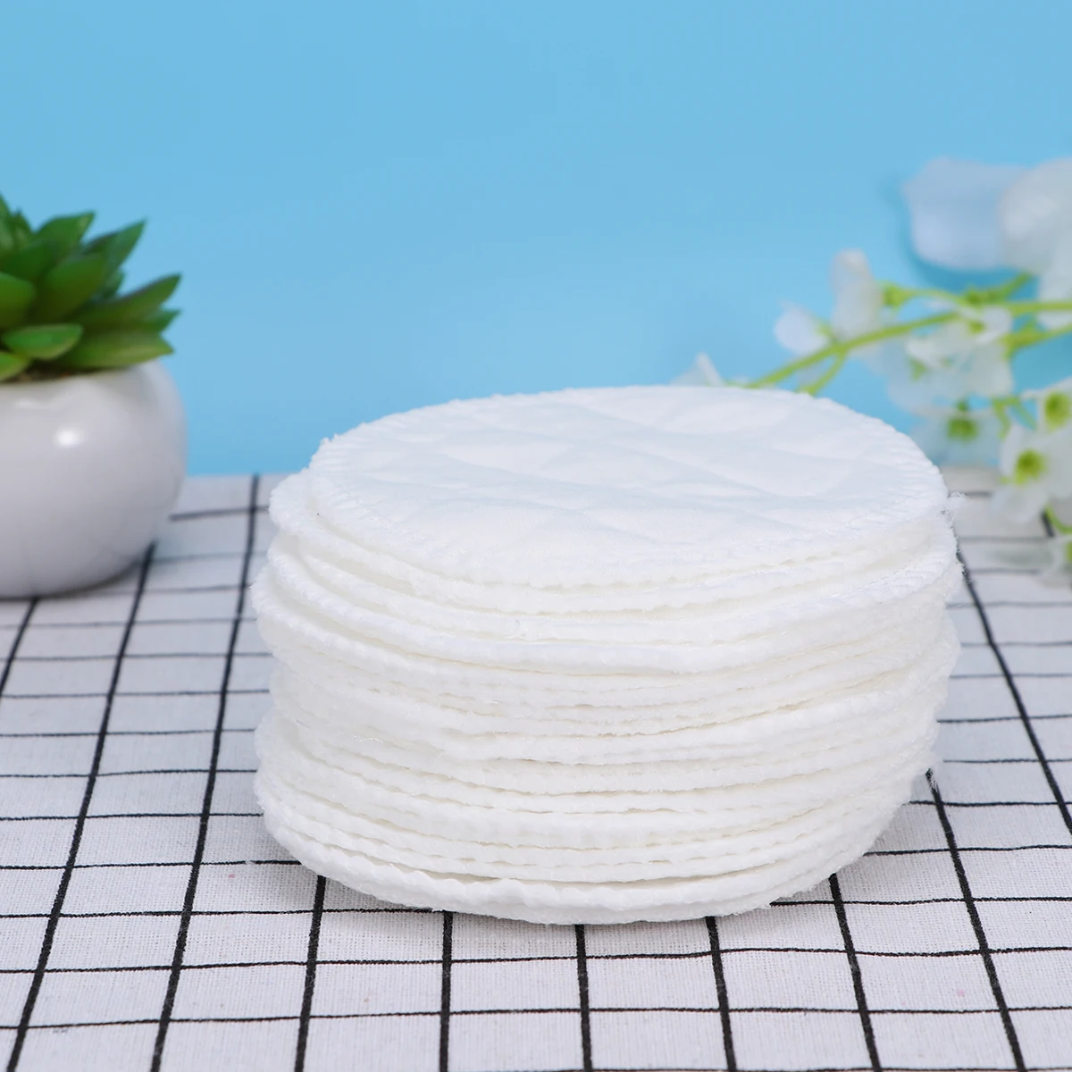 

20pcs Seepage Breast Pad Leak Proof Nursing Absorbent Cotton Round Women Feeding Cotton Feeding Pad Pads Safe Practical